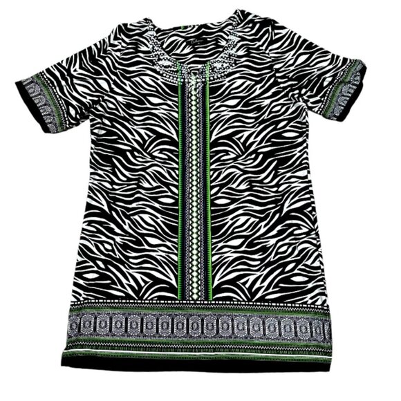 CALESSA Zebra Print Shift Dress Size 3X Silver Stud Embellishments Pops of Green - Picture 1 of 8